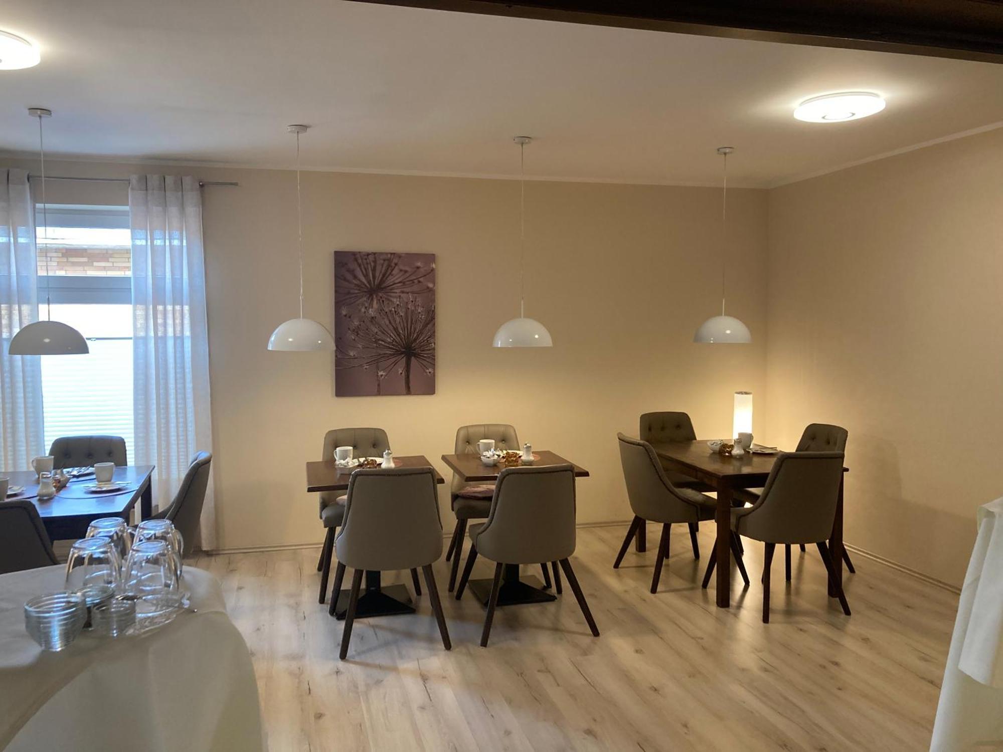 City Hotel 吉夫霍恩 外观 照片