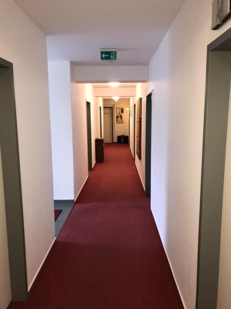 City Hotel 吉夫霍恩 外观 照片
